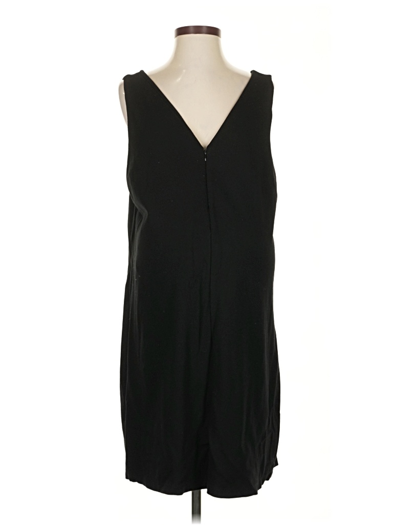 Pre-owned Seraphine Casual Dress In Black