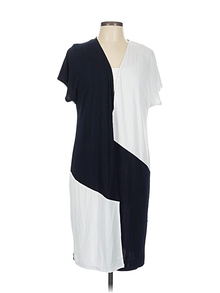 Pre-owned Travelers By Chico's Kimono In White