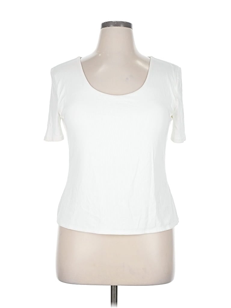 Pre-owned Soma Short Sleeve T-shirt In White