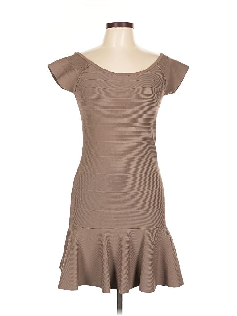 Pre-owned Guess Casual Dress In Brown