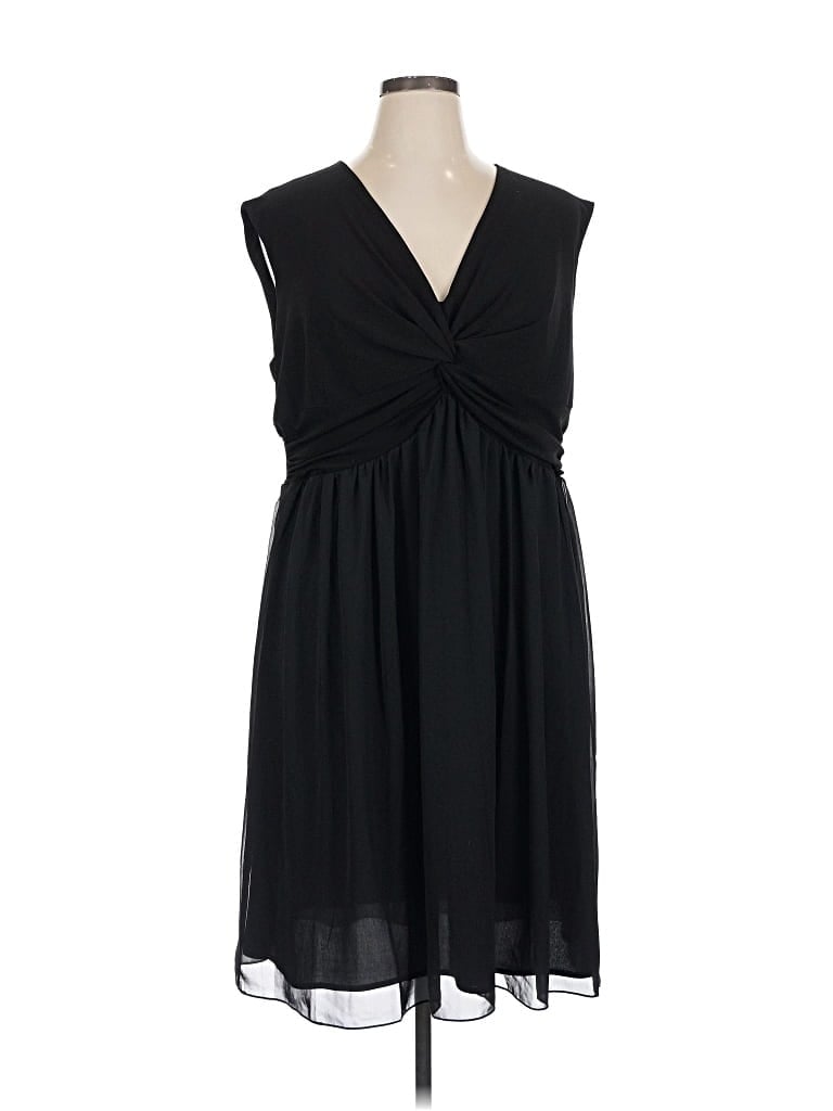 Pre-owned Travelsmith Cocktail Dress In Black