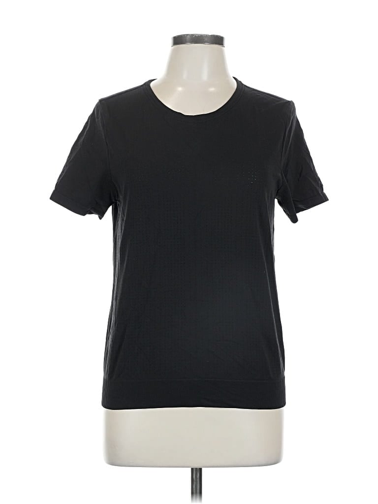 Pre-owned Athleta Short Sleeve T-shirt In Black