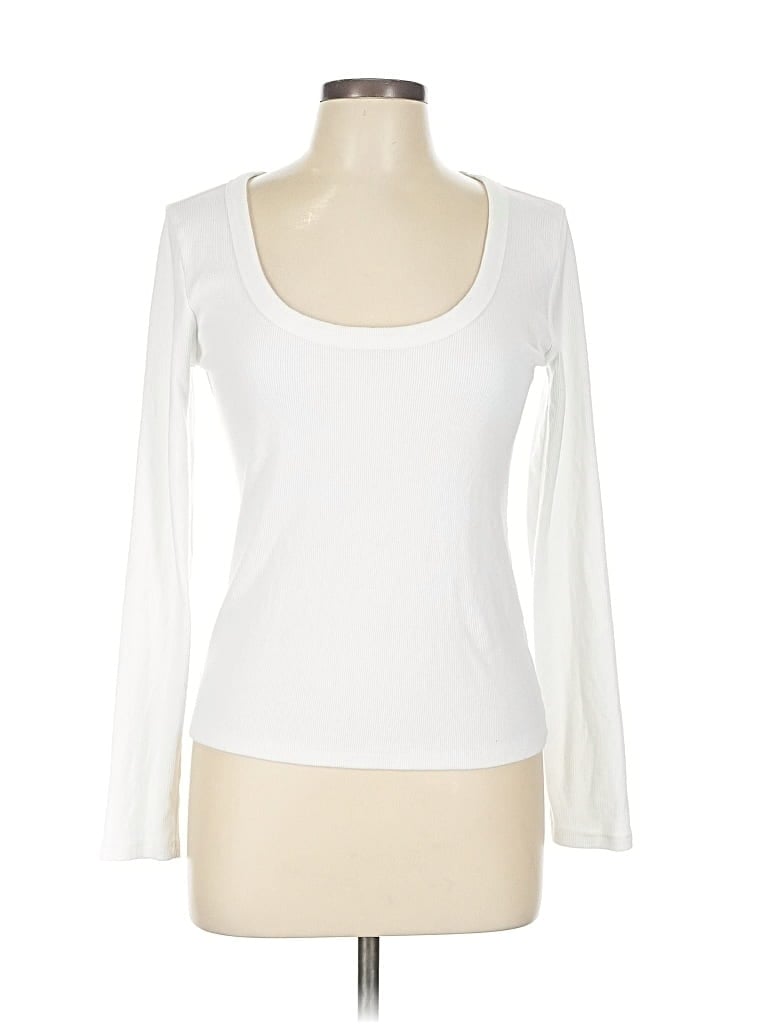 Pre-owned Old Navy Long Sleeve T-shirt In White