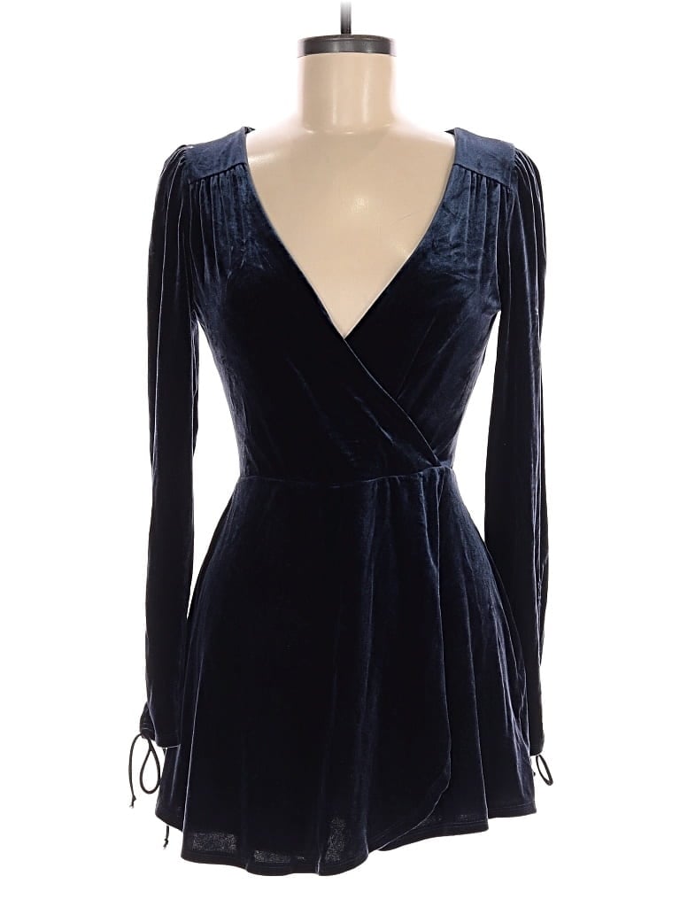 Pre-owned Urban Outfitters Romper In Blue