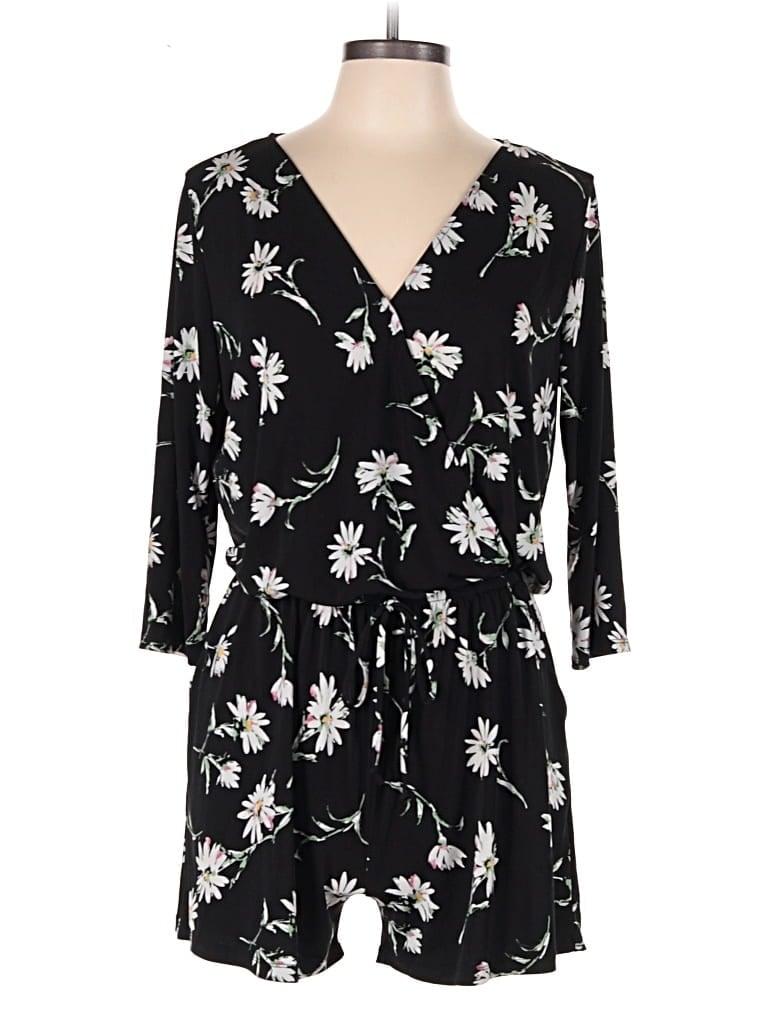 Pre-owned Kaileigh Romper In Black