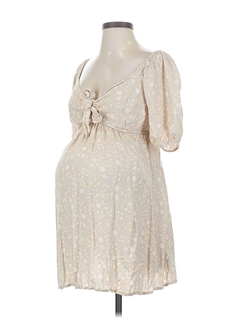 Pre-owned Ingrid & Isabel Cocktail Dress In White