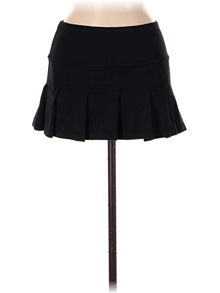 Pre-owned Urban Outfitters Casual Skirt In Black