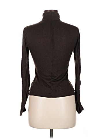 AKRIS Long Sleeve Turtleneck (view 2)