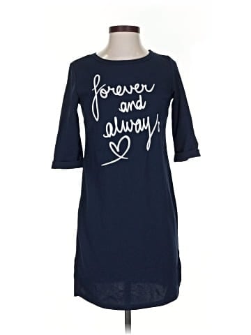 La Chapelle Casual Dress (view 1)