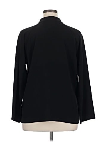 Blanque 3/4 Sleeve Blouse (view 2)