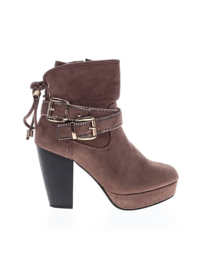 Pre-owned Forever Heels In Brown