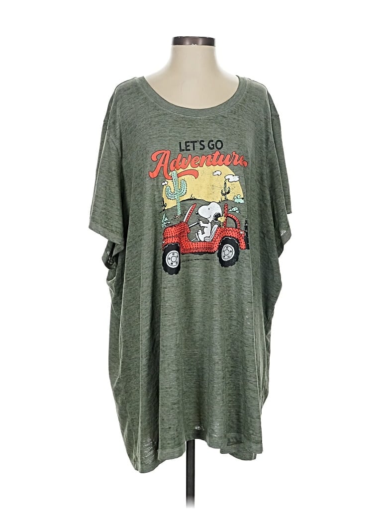 Pre-owned Peanuts Short Sleeve T-shirt In Green