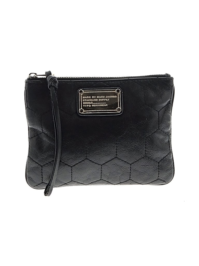 Pre-owned Marc By Marc Jacobs Wristlet In Black