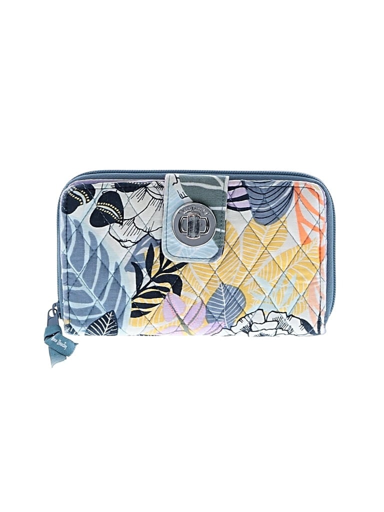 Pre-owned Vera Bradley Wallet In Blue