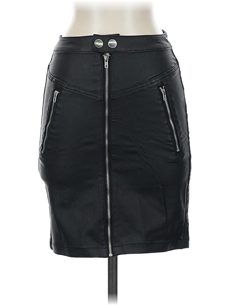 Pre-owned Missguided Faux Leather Skirt In Black