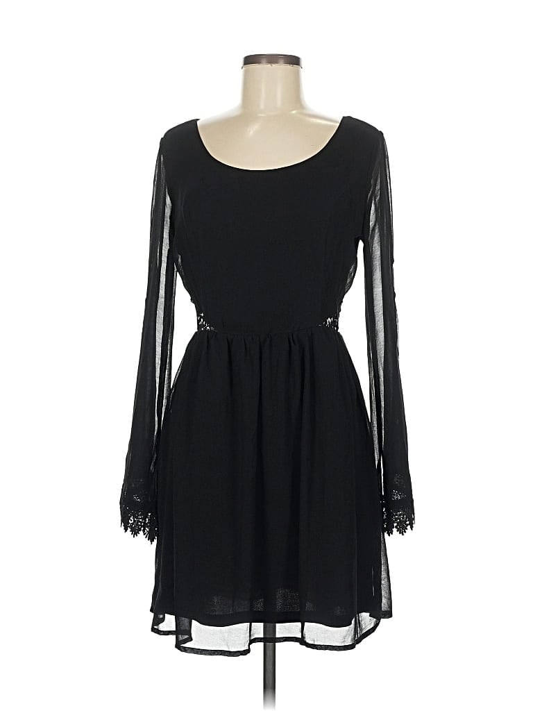 Pre-owned Doe & Rae Casual Dress In Black
