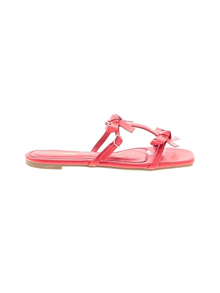 Pre-owned Fashion Nova Sandals In Red