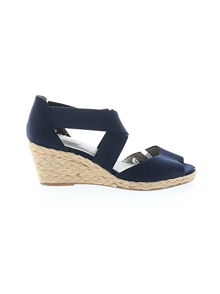 Pre-owned Bandolino Wedges In Blue