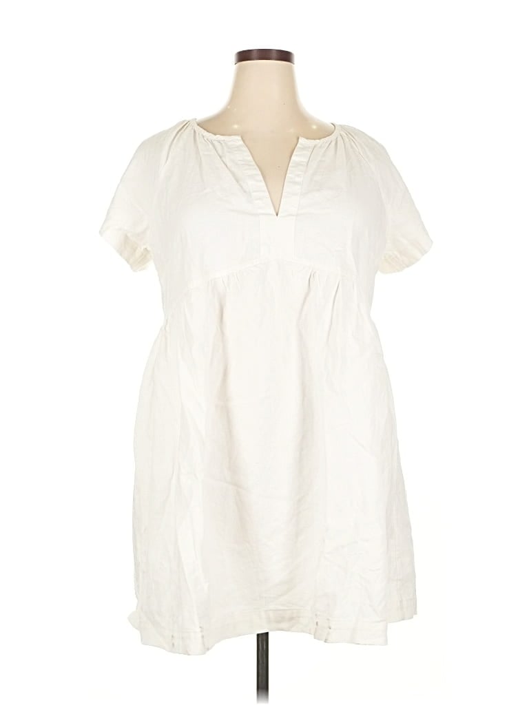 Pre-owned Universal Thread Casual Dress In White