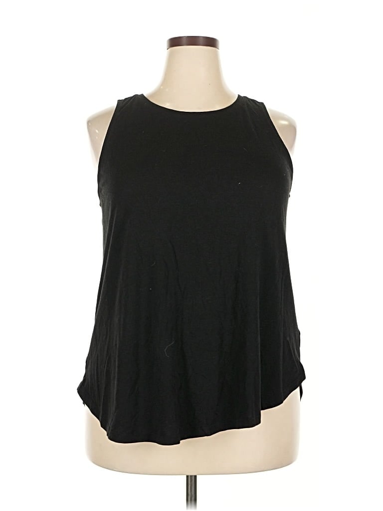 Pre-owned Torrid Sleeveless T-shirt In Black