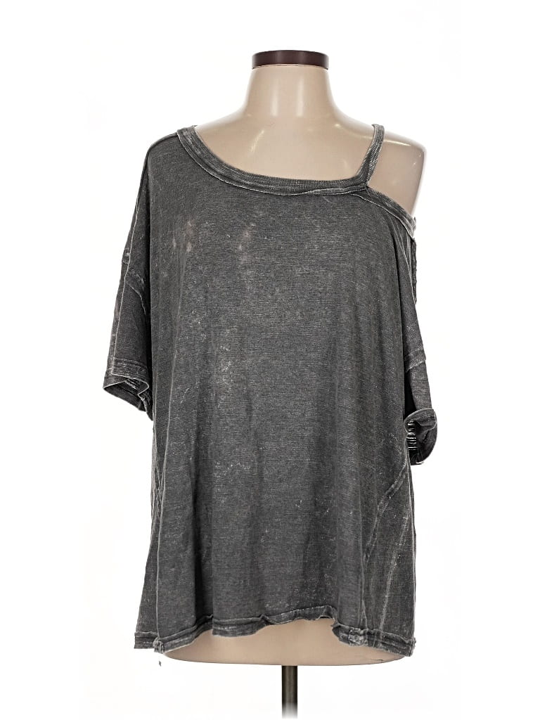 Pre-owned We The Free 3/4 Sleeve T-shirt In Gray