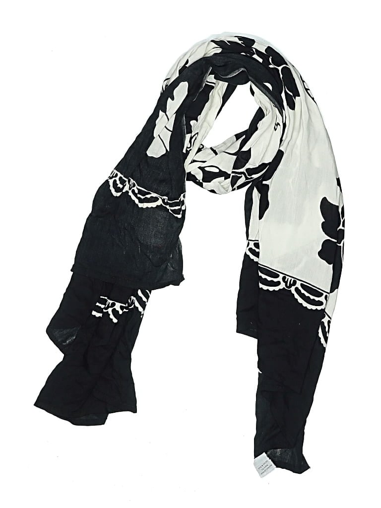 Pre-owned Island Company Scarf In Black