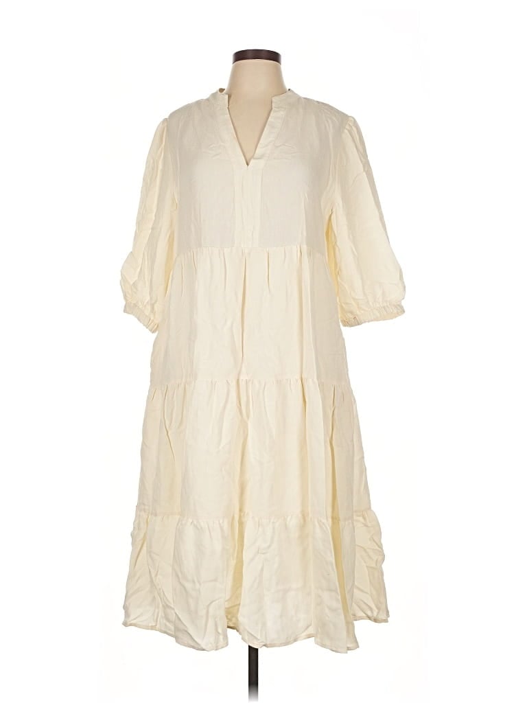 Pre-owned Entro Casual Dress In White