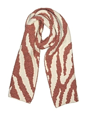 Marcus Adler Scarf (view 1)