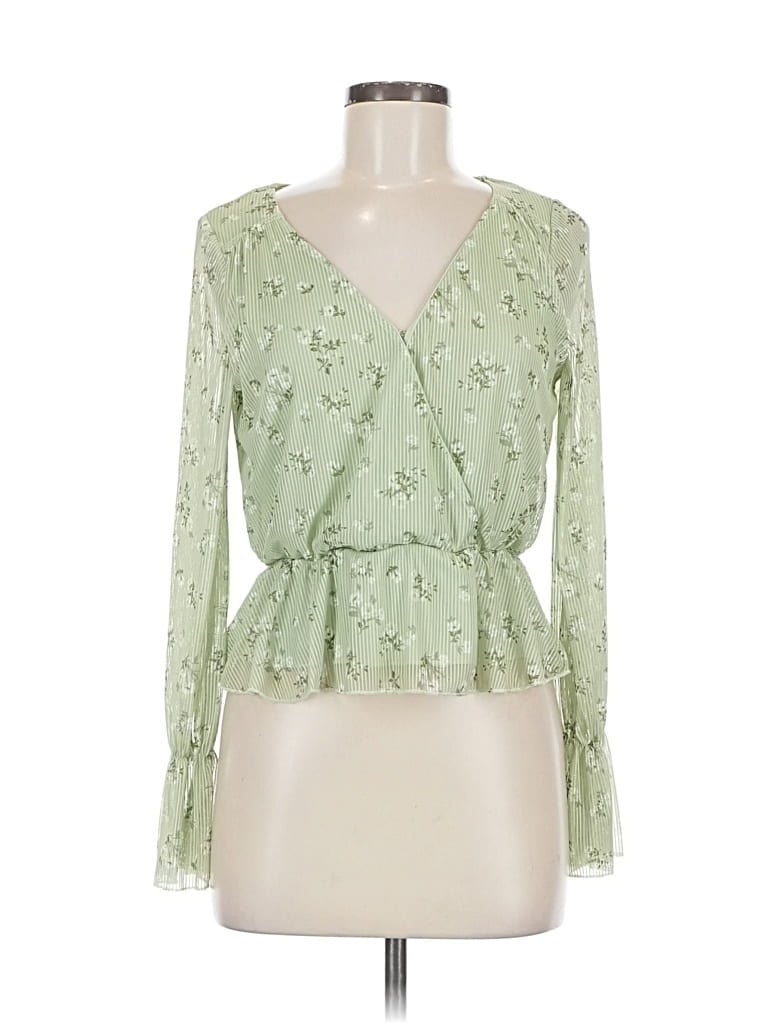 Pre-owned Almost Famous Long Sleeve Blouse In Green