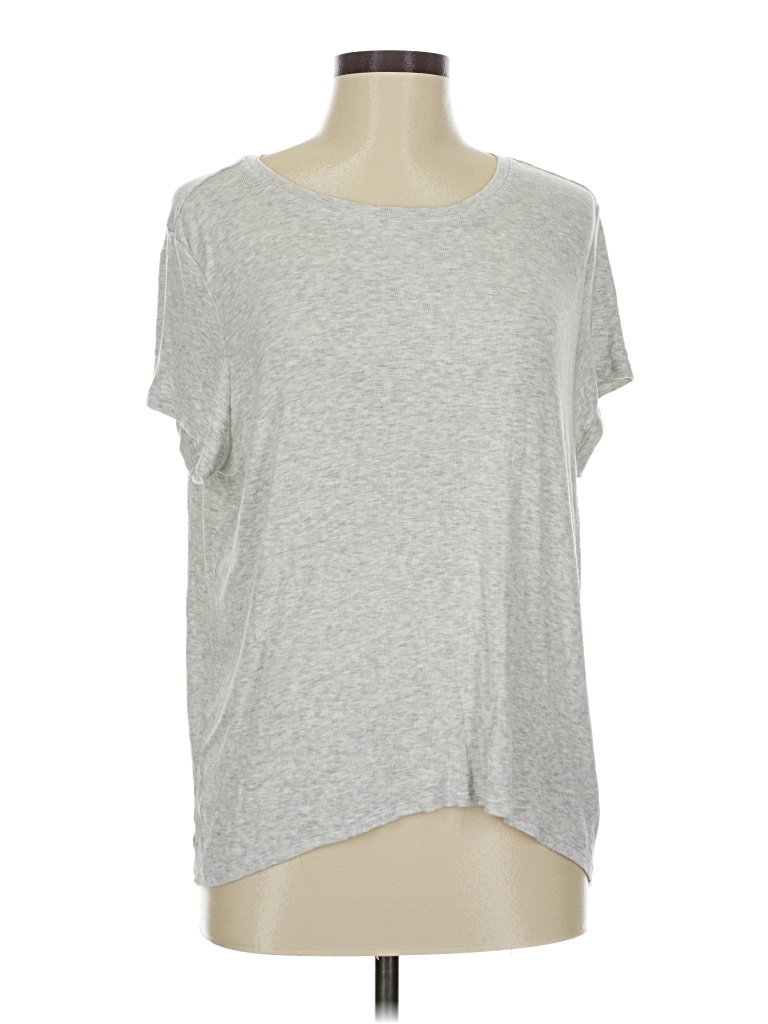 Pre-owned Athleta Short Sleeve T-shirt In Gray