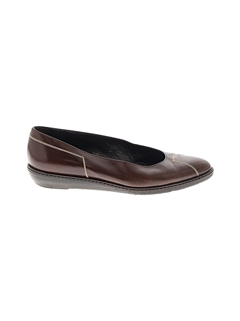 Pre-owned Prada Flats In Brown