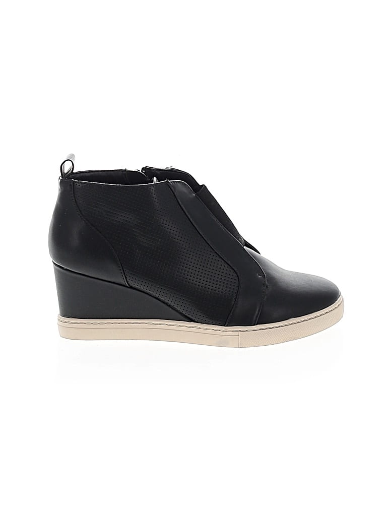 Pre-owned A New Day Sneakers In Black