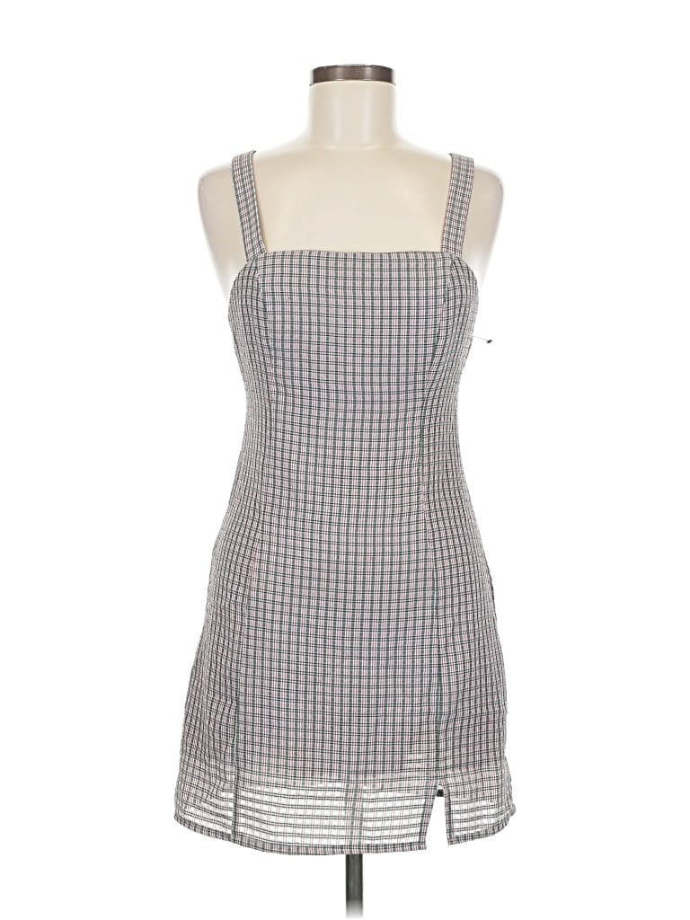 Pre-owned Wild Honey Casual Dress In Gray