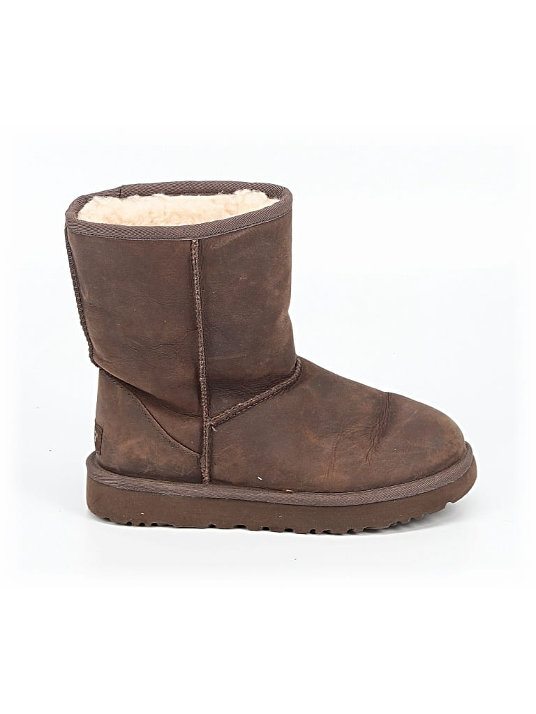 Pre-owned Ugg Boots In Brown