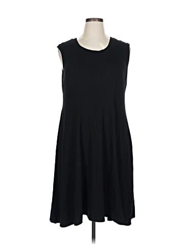 Chelsea & Theodore Casual Dress (view 1)