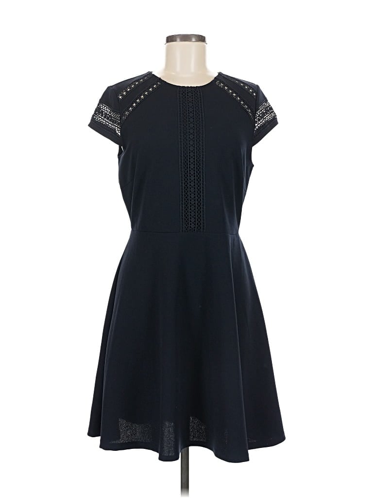 Pre-owned H&m Casual Dress In Black