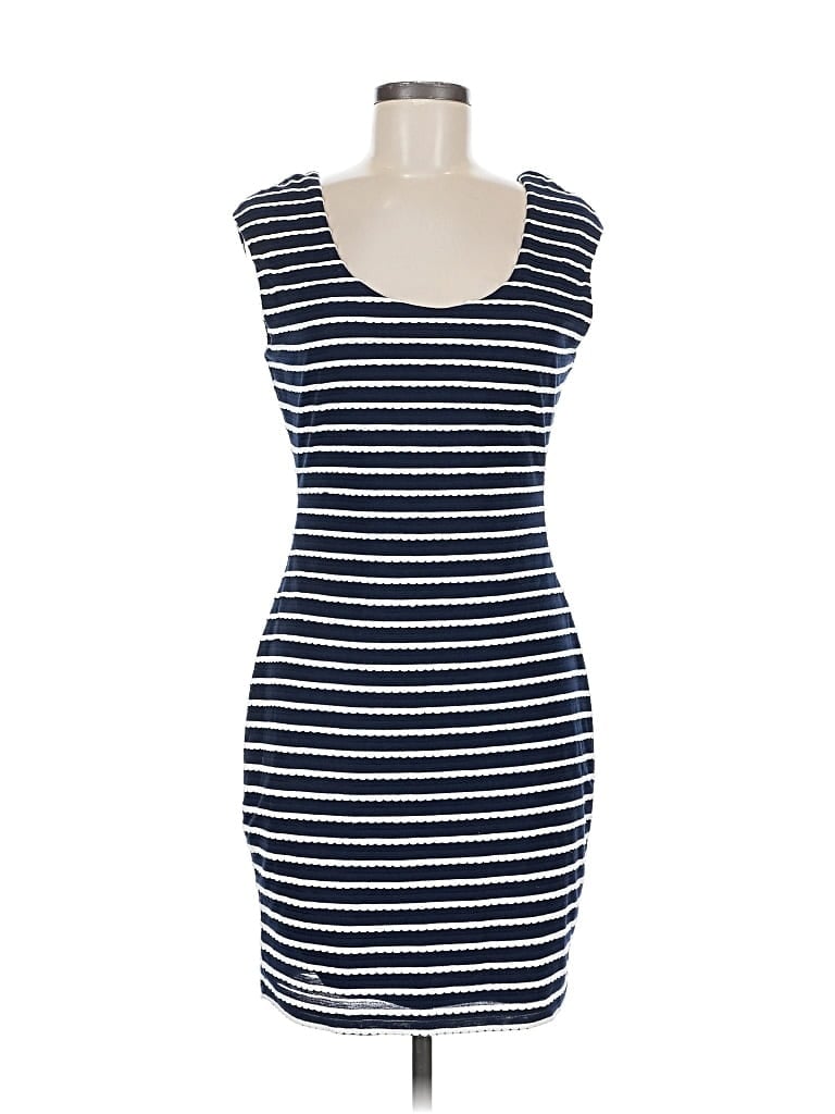 Pre-owned Guess Casual Dress In Blue