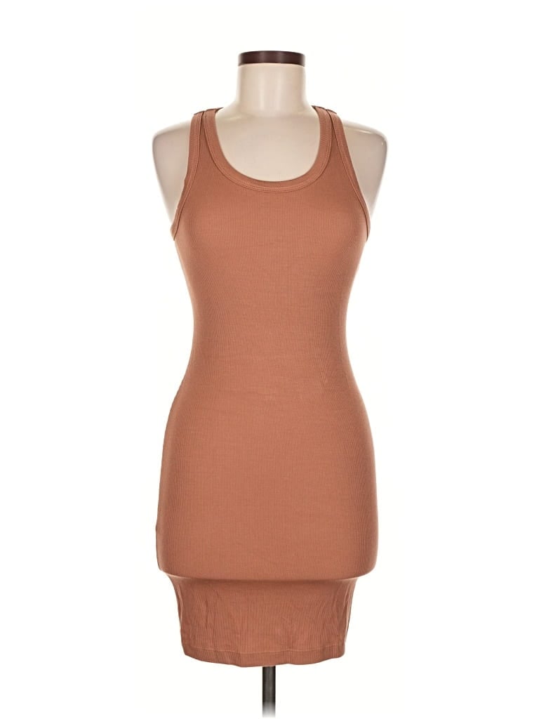 Pre-owned Clyque Casual Dress In Brown