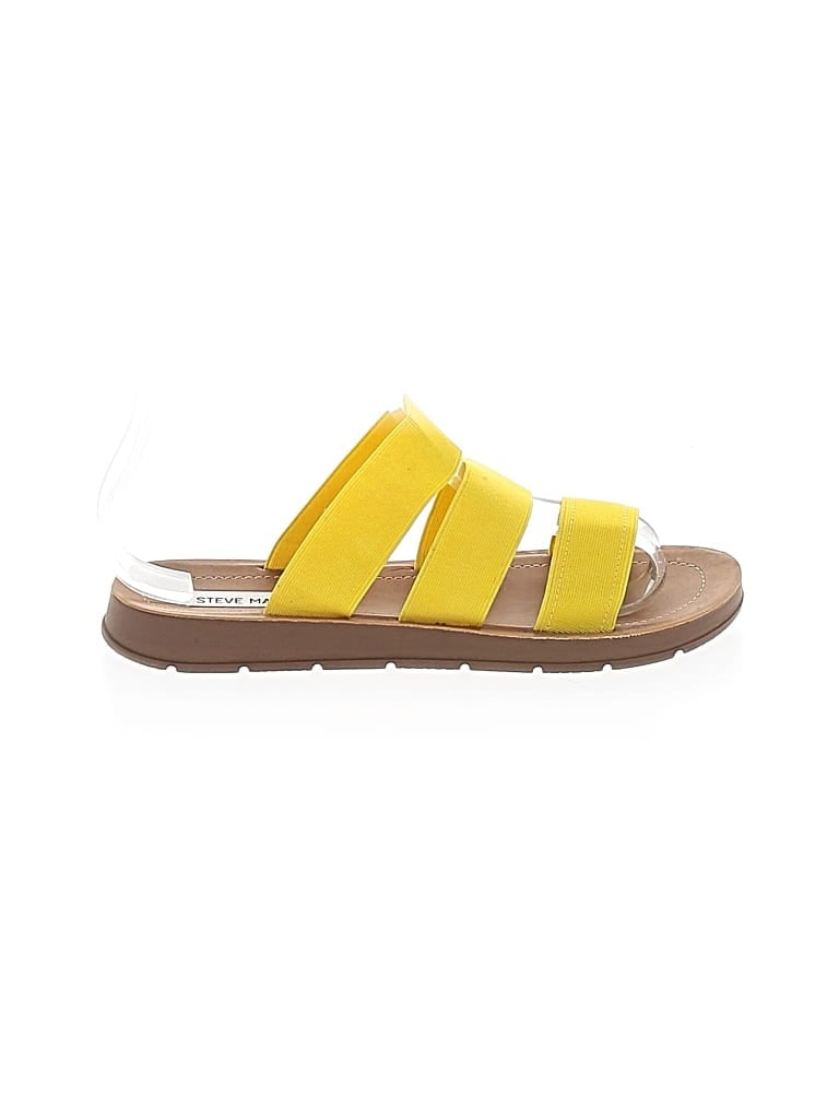 Pre-owned Steve Madden Sandals In Yellow