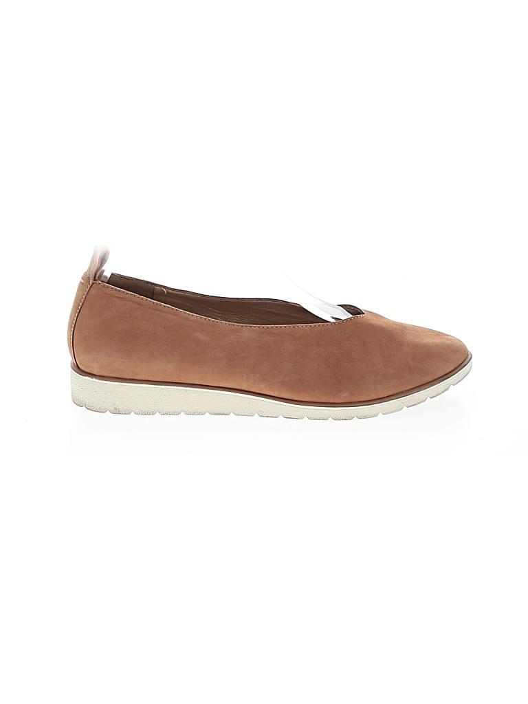 Pre-owned Eileen Fisher Flats In Brown