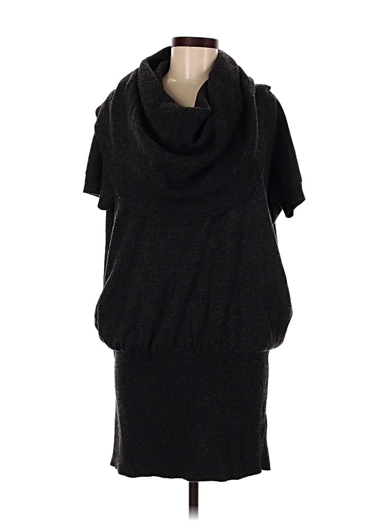 Pre-owned Banana Republic Pullover Sweater In Black