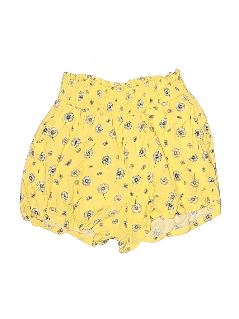 Belle Du Jour Shorts In Yellow