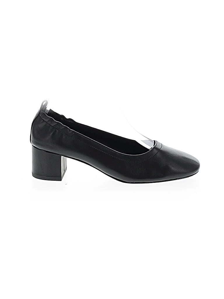 Pre-owned Everlane Flats In Black