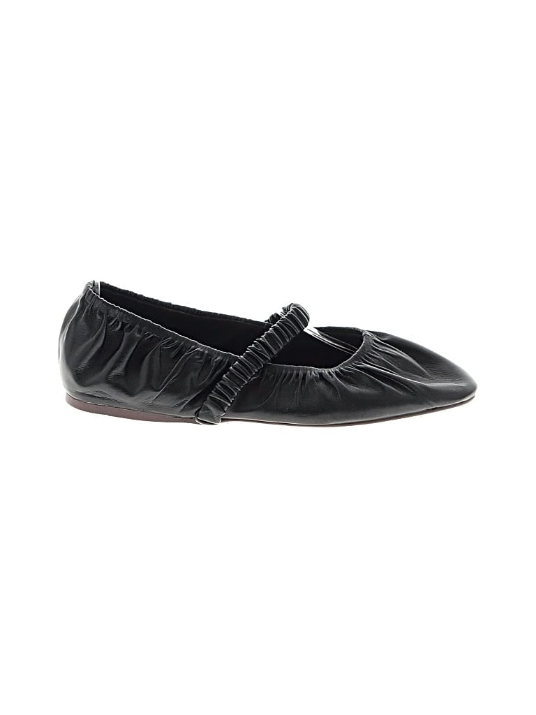 Pre-owned Chinese Laundry Flats In Black