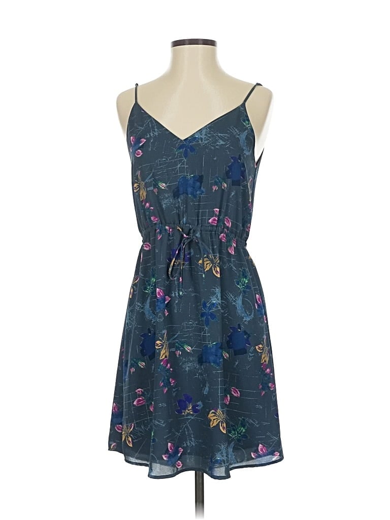 Pre-owned Babaton Casual Dress In Blue