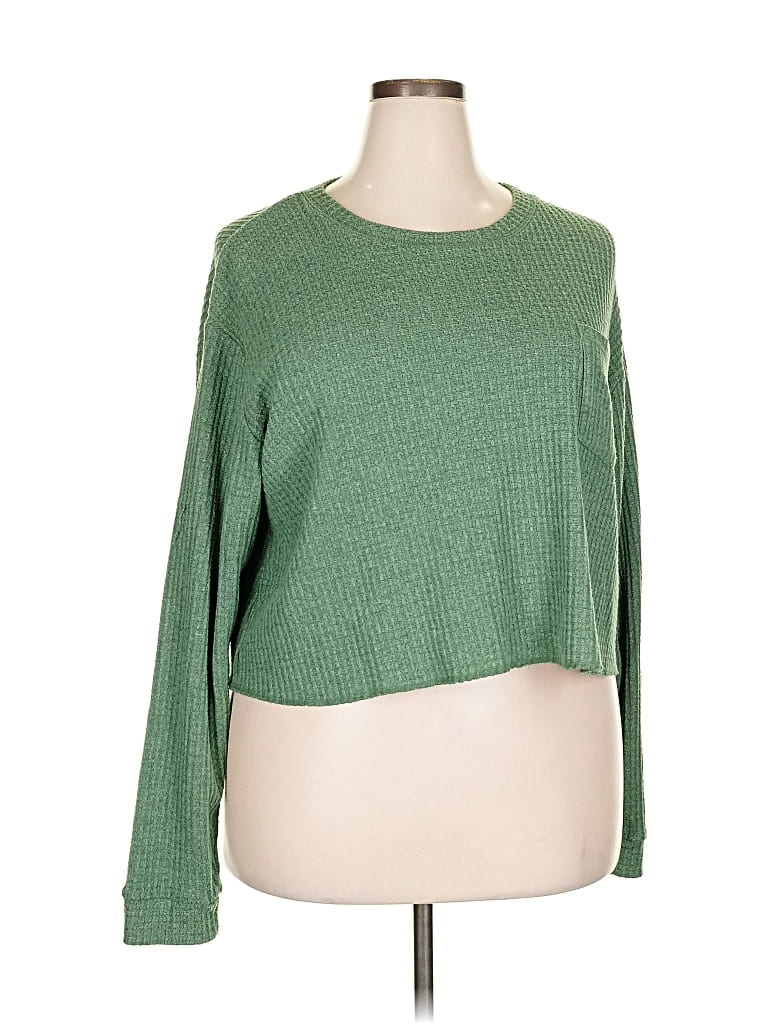 Pre-owned Wild Fable 3/4 Sleeve T-shirt In Green