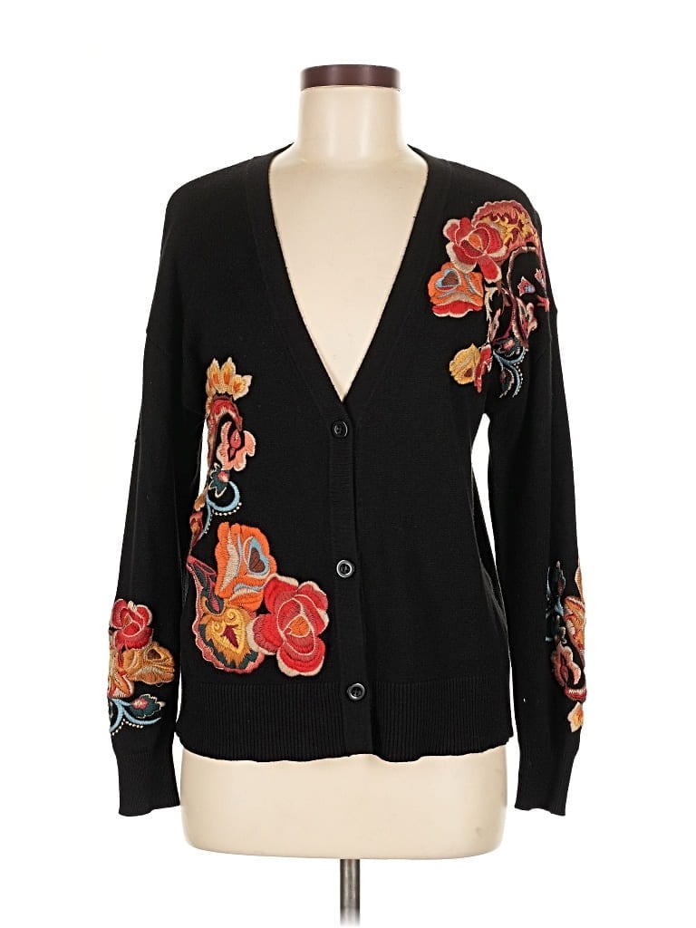 Pre-owned Chico's Cardigan Sweater In Black