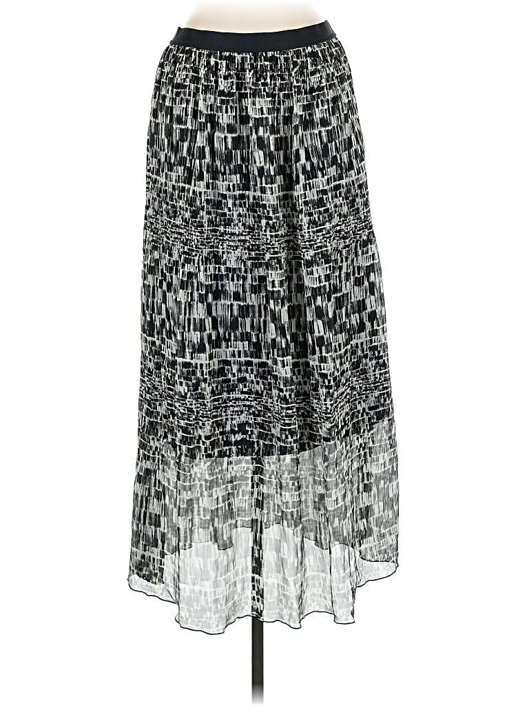 Pre-owned Liz Claiborne Casual Skirt In Silver