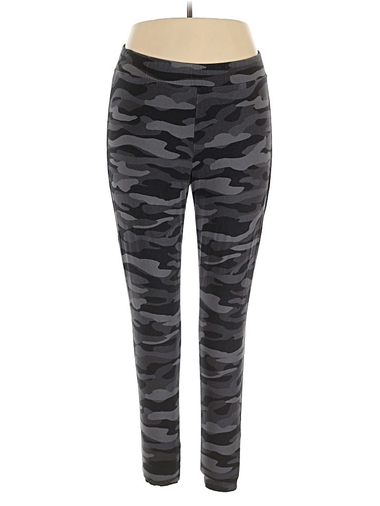 Pre-owned Torrid Active Pants In Black