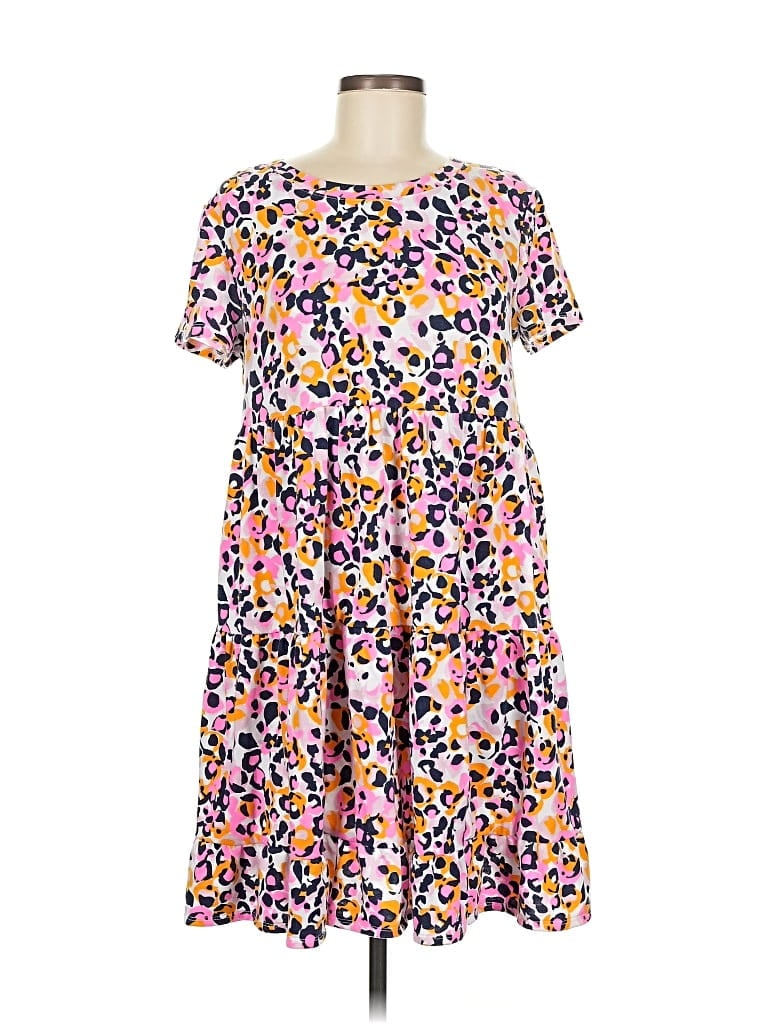 Pre-owned Crown & Ivy Casual Dress In Pink